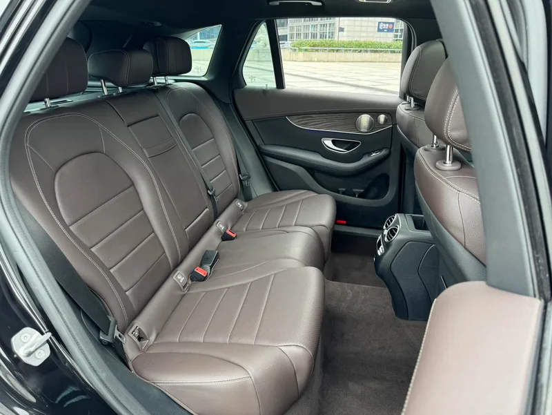 Mercedes-Benz GLC 2022 GLC 300 L 4MATIC Luxury type interior photo 11