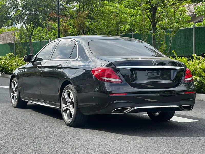 Mercedes-Benz E-Class 2018 Модификация E 200 L Спортивный экстерьер фото 5