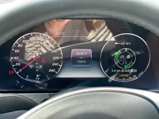 Mercedes-Benz E-Class 2018 Модификация E 200 L Спортивный интерьер фото 12