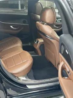Mercedes-Benz E-Class 2018 Модификация E 200 L Спортивный интерьер фото 18
