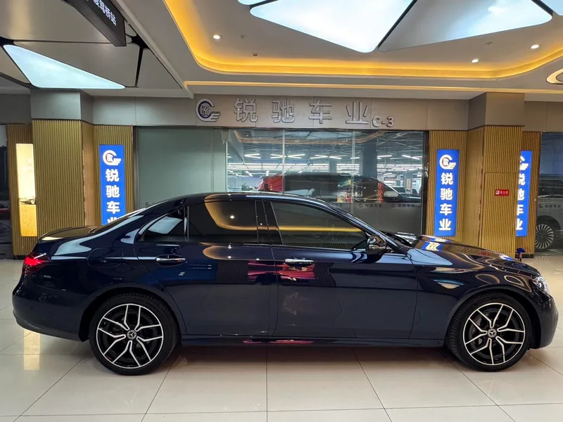 Mercedes-Benz E-Class (Imported) 2021 E 300 Version sportive extérieur photo 4