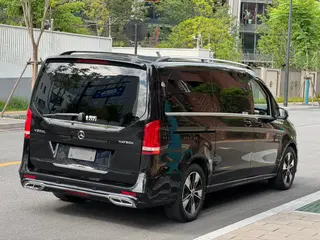 Mercedes-Benz V-Class 2020 V 260 Premium Edition exterior photo 3