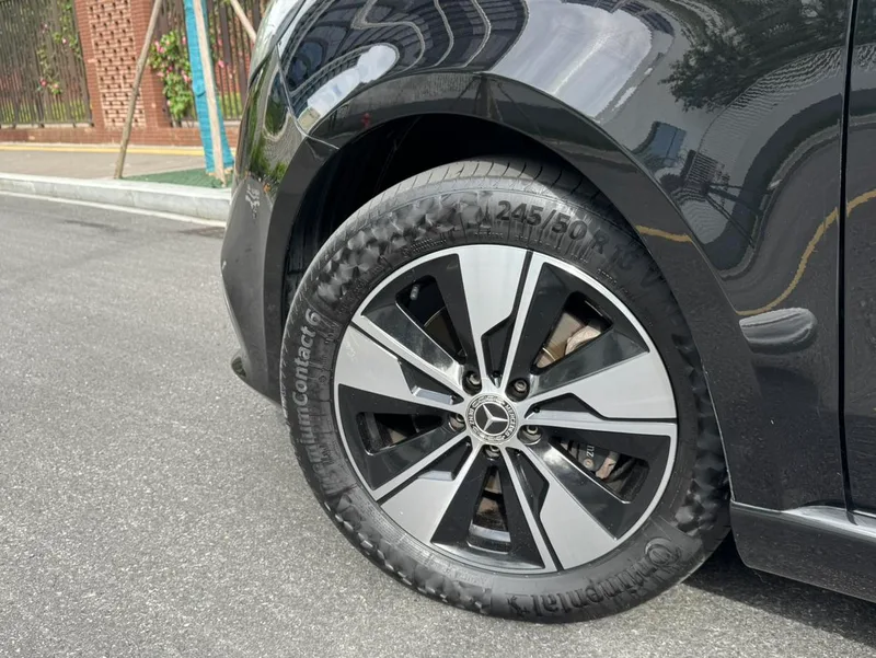 Mercedes-Benz V-Class 2020 V 260 Premium Edition exterior photo 6