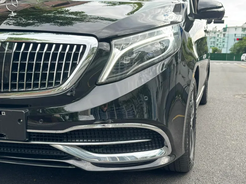 Mercedes-Benz V-Class 2020 V 260 Premium Edition exterior photo 7