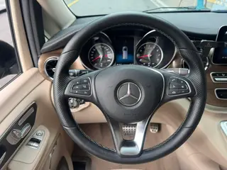 Mercedes-Benz V-Class 2020 V 260 Premium Edition interior photo 13
