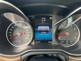 Mercedes-Benz V-Class 2020 V 260 Premium Edition interior photo 14