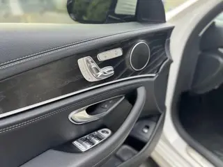 Mercedes-Benz E-Class 2018 Restyling E 300 L Sports fashion type interior photo 9