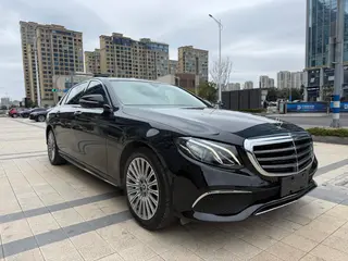 Mercedes-Benz E-Class 2019 E 300 L Fashionable exterior photo 3