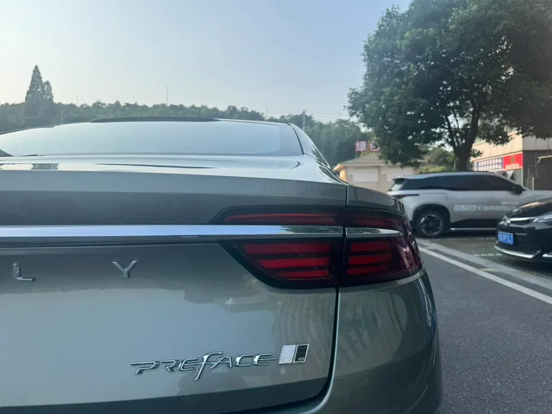 Geely Preface 2023 1.5T soaring version exterior photo 6