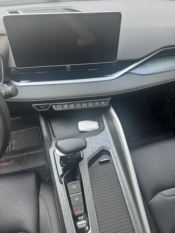 Geely Preface 2023 1.5T soaring version interior photo 12