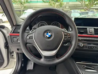 BMW 3 Series 2013 320i Спортивный дизайн набор интерьер фото 10