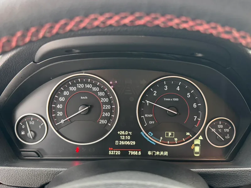 BMW 3 Series 2013 320i Спортивный дизайн набор интерьер фото 14