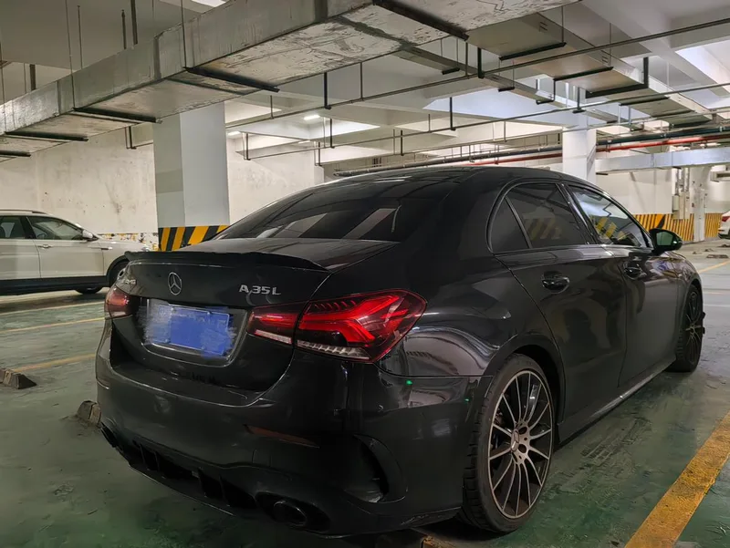 Mercedes-Benz A-Class AMG 2019 AMG A 35 L 4MATIC exterior photo 3