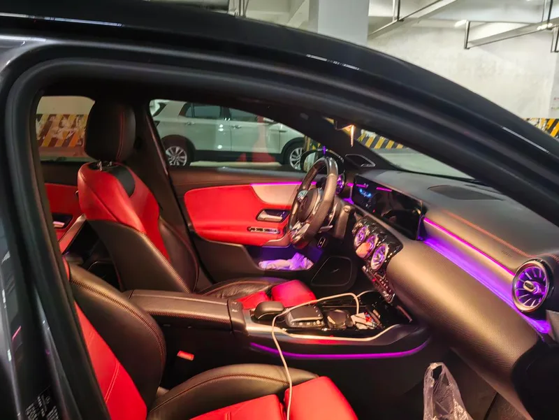 Mercedes-Benz A-Class AMG 2019 AMG A 35 L 4MATIC interior photo 9