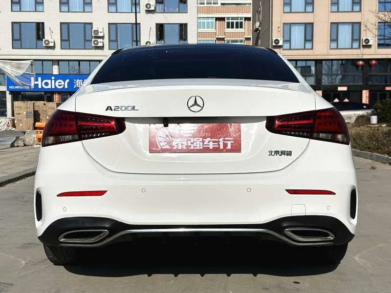 Mercedes-Benz A-Class 2020 Second change A 180 L sports car exterior photo 5