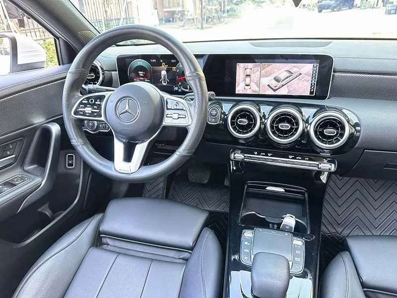Mercedes-Benz A-Class 2020 Second change A 180 L sports car interior photo 14