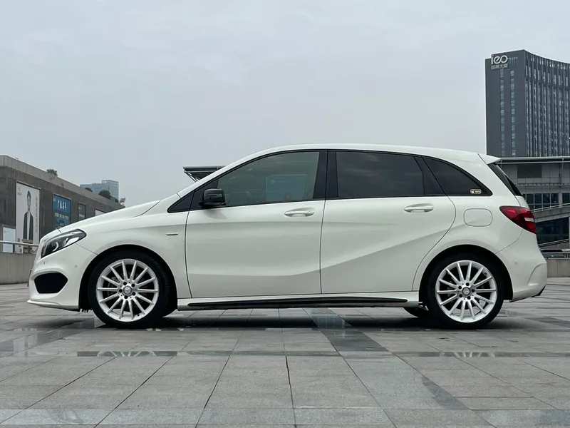 Mercedes-Benz B-Class 2017 B 200 Edición limitada polar exterior foto 5