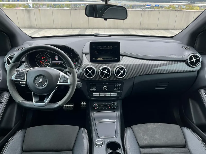 Mercedes-Benz B-Class 2017 B 200 Edición limitada polar exterior foto 6
