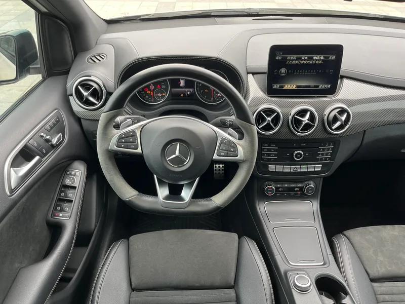 Mercedes-Benz B-Class 2017 B 200 Edición limitada polar exterior foto 7
