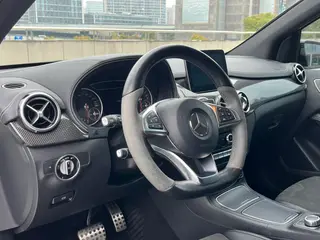 Mercedes-Benz B-Class 2017 B 200 Edición limitada polar interior foto 14