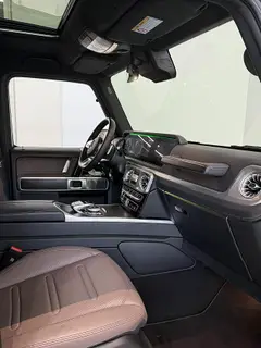 Mercedes-Benz G-Class 2024 G 500 intérieur photo 11