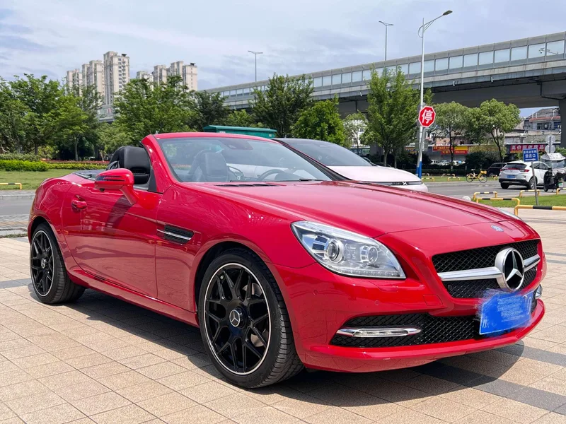 Mercedes-Benz SLK-Class 2011 SLK 200 Fashionable exterior photo 4
