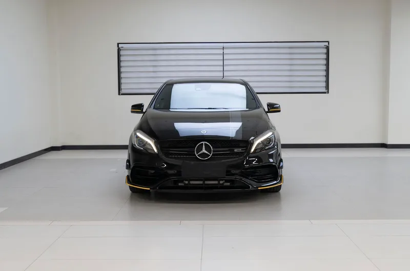 Mercedes-Benz Mercedes-AMG A-Class 2017 AMG A 45 4MATIC Edición limitada Dark Night Thunder exterior foto 2