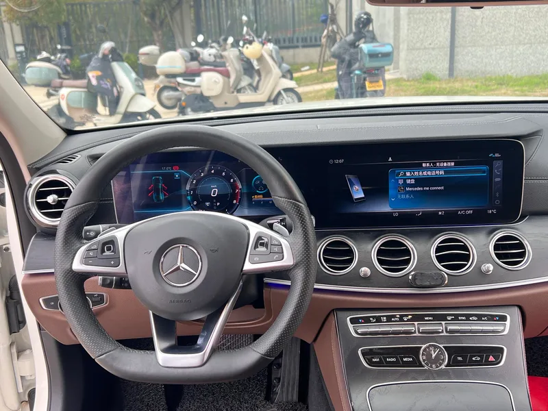 Mercedes-Benz E-Class 2018 Restyling E 200 L Sporty 4MATIC exterior photo 6