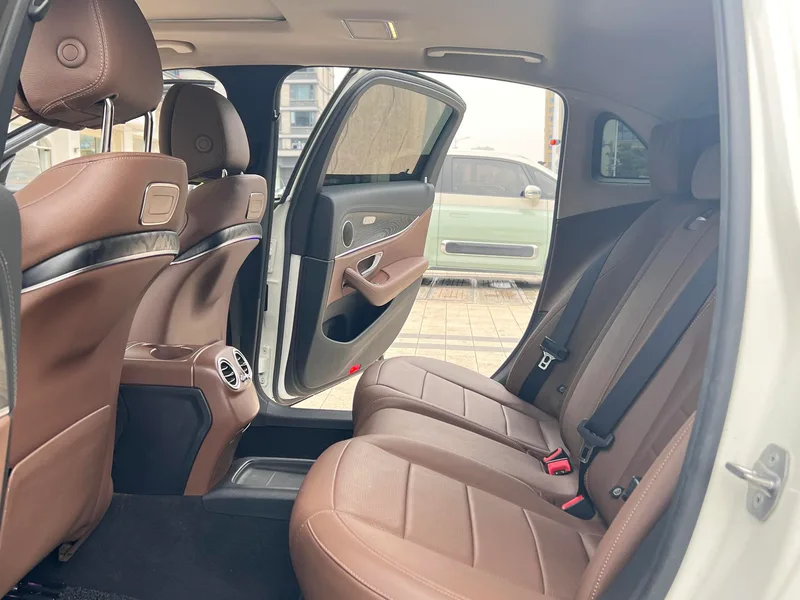 Mercedes-Benz E-Class 2018 Restyling E 200 L Sporty 4MATIC interior photo 10