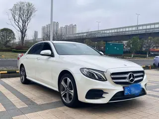 Mercedes-Benz E-Class 2018 Restyling E 200 L Sporty 4MATIC interior photo 14