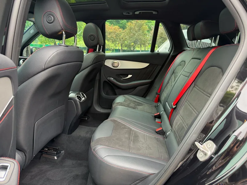 Mercedes-Benz GLC AMG 2020 AMG GLC 43 4MATIC intérieur photo 12