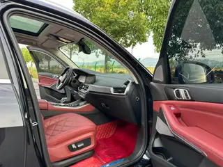BMW X5 2022 xDrive 30Li Премиум-класса M Спортивный костюм интерьер фото 11