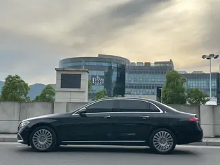 Mercedes-Benz E-Class 2023 E 300 L Luxury type Passenger car exterior photo 4