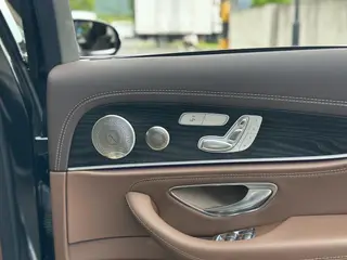Mercedes-Benz E-Class 2023 E 300 L Luxury type Passenger car exterior photo 5