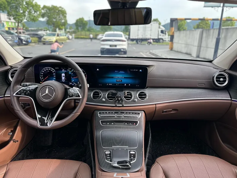 Mercedes-Benz E-Class 2023 E 300 L Luxury type Passenger car exterior photo 6