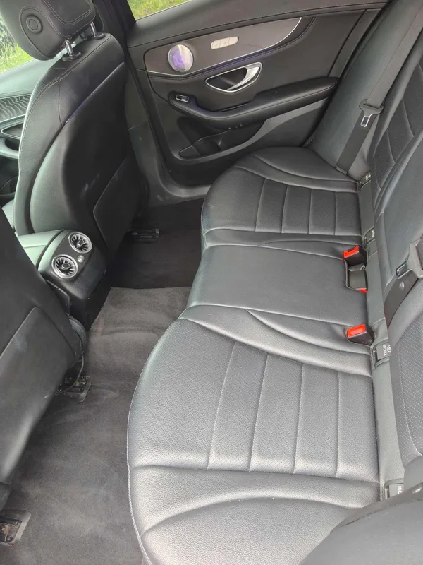 Mercedes-Benz C-Class 2018 C 180 L Edición deportiva de moda interior foto 10