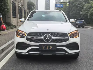 Mercedes-Benz GLC 2020 GLC 300 L 4MATIC Dynamic exterior photo 2