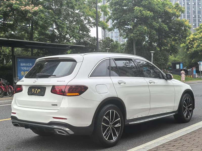 Mercedes-Benz GLC 2020 GLC 300 L 4MATIC Dynamic exterior photo 4