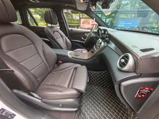 Mercedes-Benz GLC 2020 GLC 300 L 4MATIC Dynamic interior photo 15