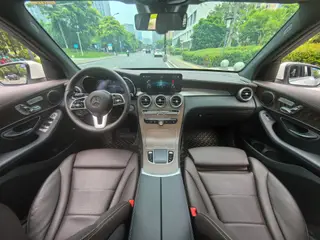 Mercedes-Benz GLC 2020 GLC 300 L 4MATIC Dynamic interior photo 16