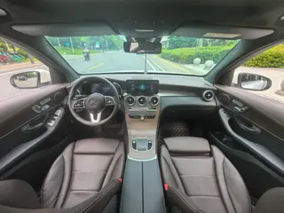 Mercedes-Benz GLC 2020 GLC 300 L 4MATIC Dynamic interior photo 17