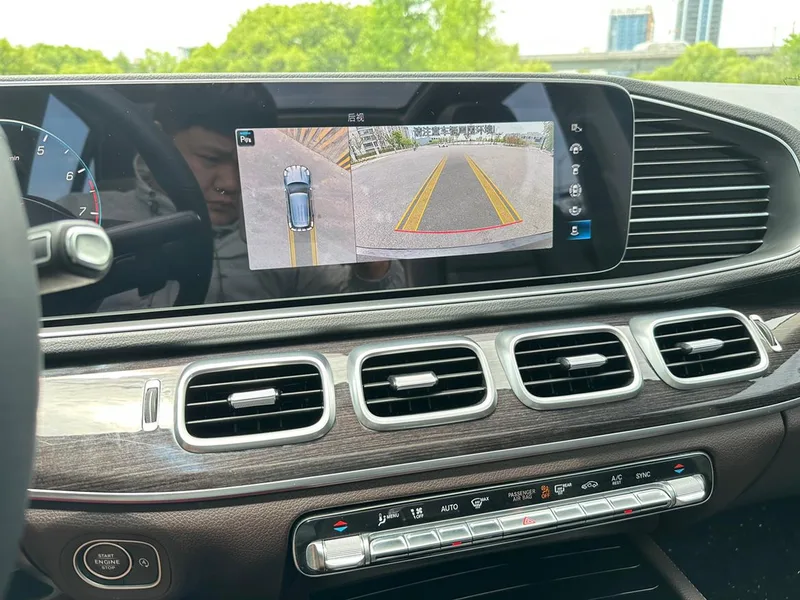 Mercedes-Benz GLE (Imported) 2022 GLE 350 4MATIC Dynamic interior photo 13