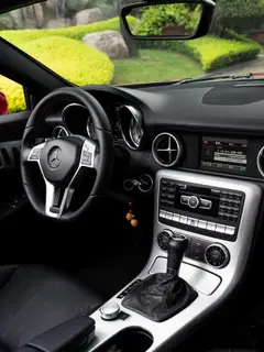 Mercedes-Benz SLK-Class 2011 SLK 200 Fashionable exterior photo 4