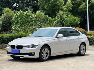 BMW 3 Series 2017 320Li Estilo de moda