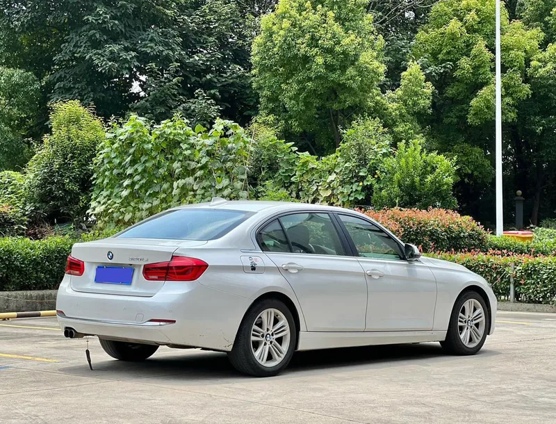 BMW 3 Series 2017 320Li Fashionable exterior photo 6