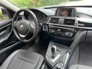BMW 3 Series 2017 320Li Fashionable interior photo 11