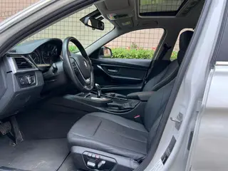 BMW 3 Series 2017 320Li Fashionable interior photo 15