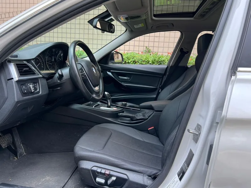 BMW 3 Series 2017 320Li Fashionable interior photo 15