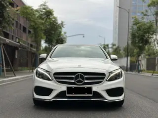 Mercedes-Benz C-Class 2018 C 200 L Sports version exterior photo 2