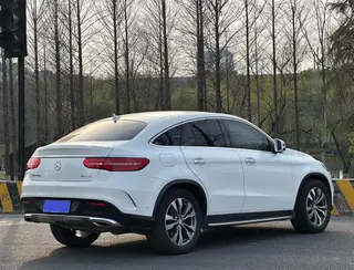 Mercedes-Benz GLE Coupe 2017 GLE 400 4MATIC coupe SUV exterior photo 7